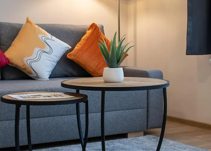 Ultra Central - New Modern Apartment