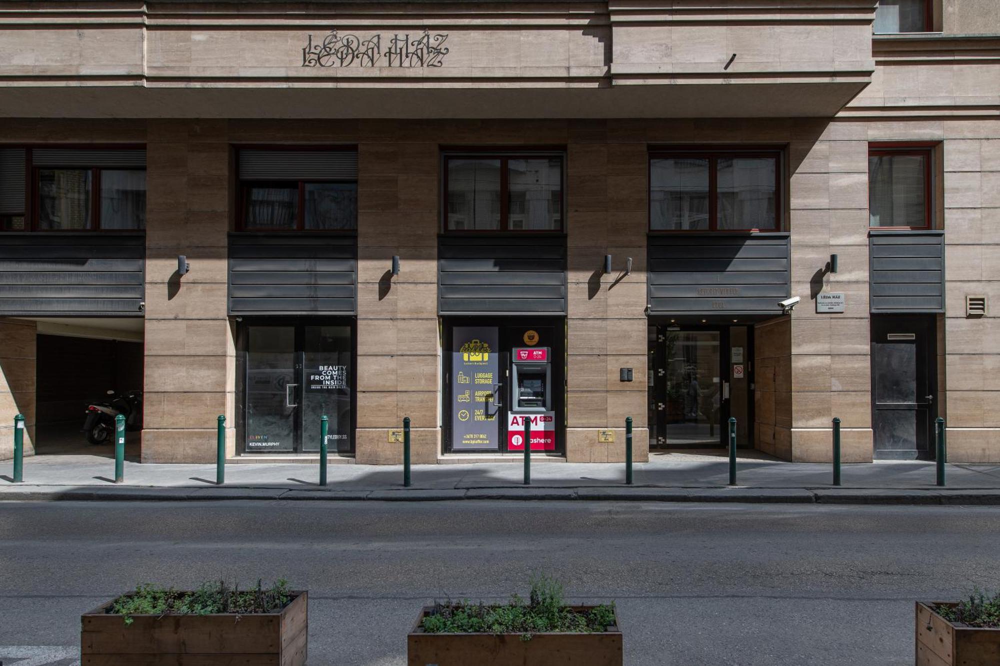 Ultra - New Modern Budapest